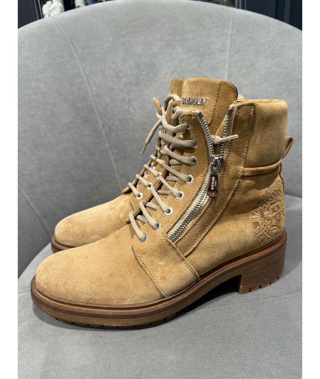 BALMAIN Бежевые замшевые ботинки, фото 2