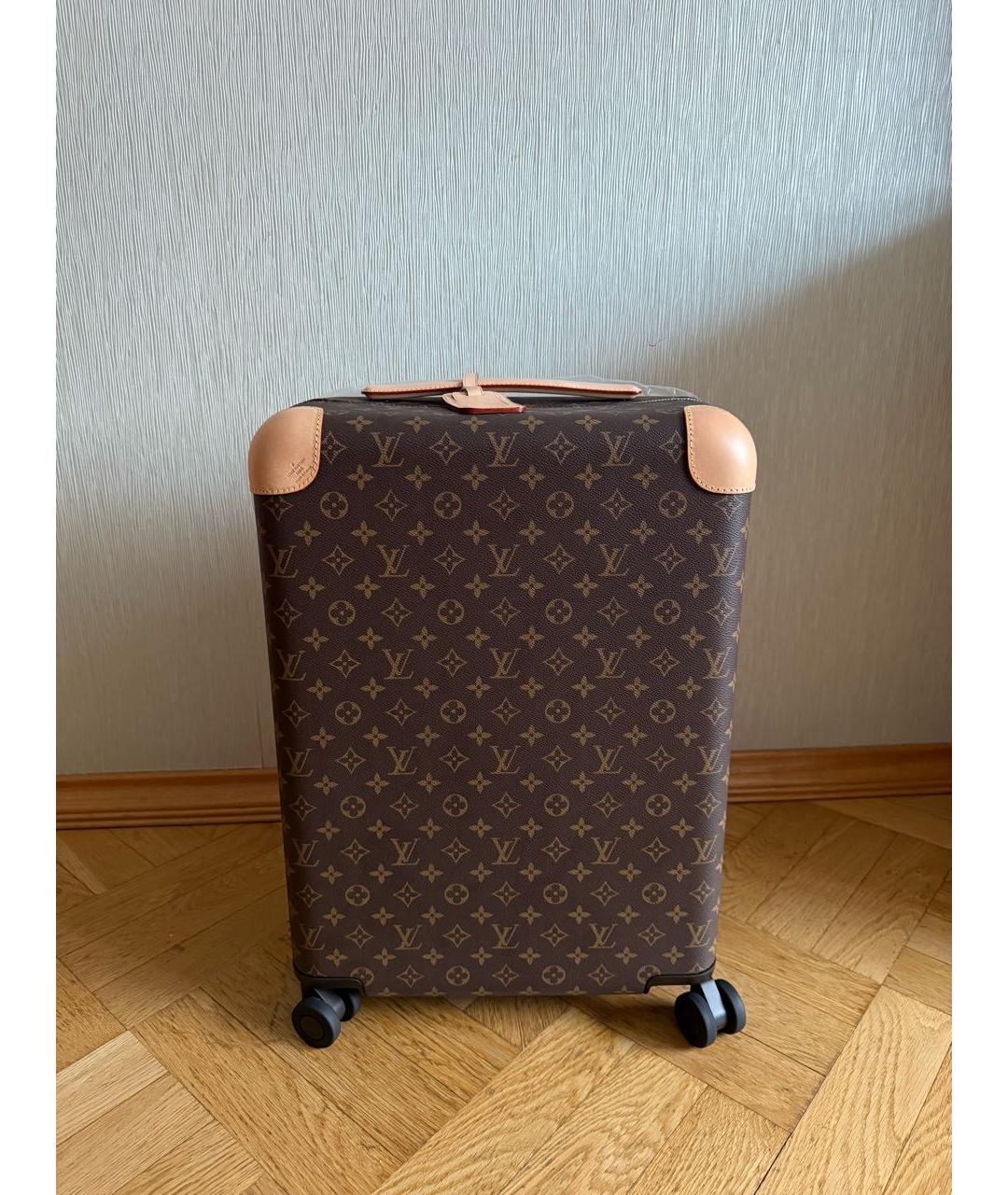 LOUIS VUITTON Коричневый чемодан из искусственной кожи, фото 9