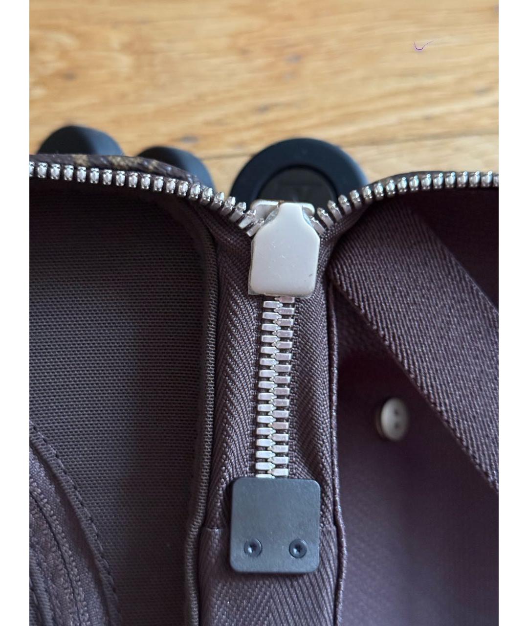 LOUIS VUITTON Коричневый чемодан из искусственной кожи, фото 5