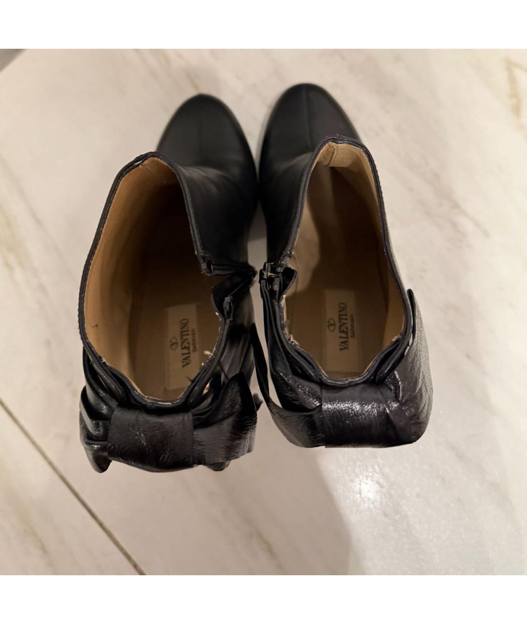 VALENTINO Черные кожаные ботильоны, фото 3