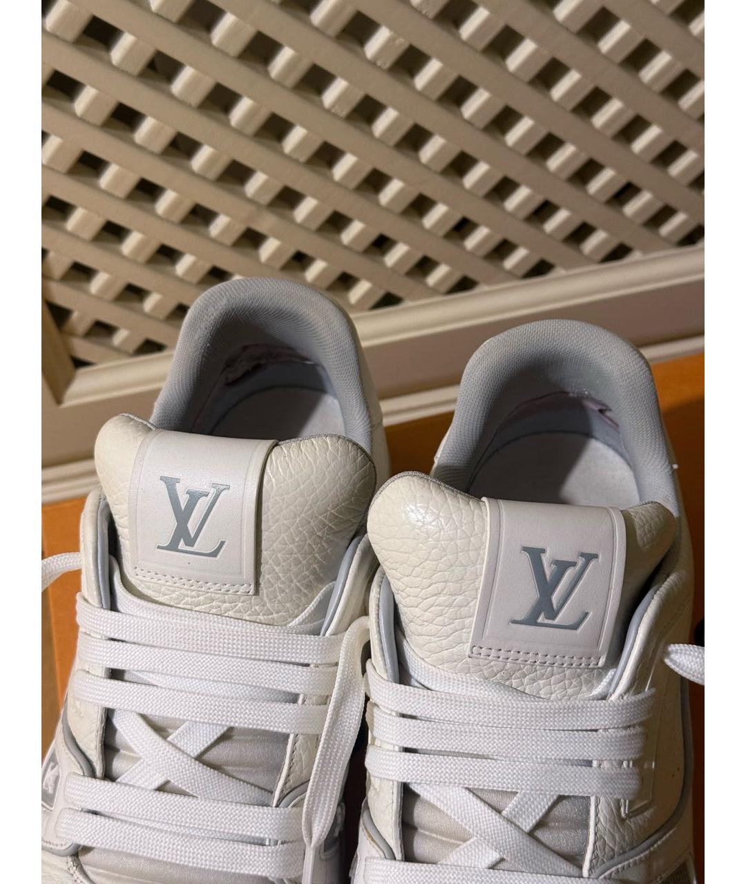 LOUIS VUITTON Белые кожаные низкие кроссовки / кеды, фото 5