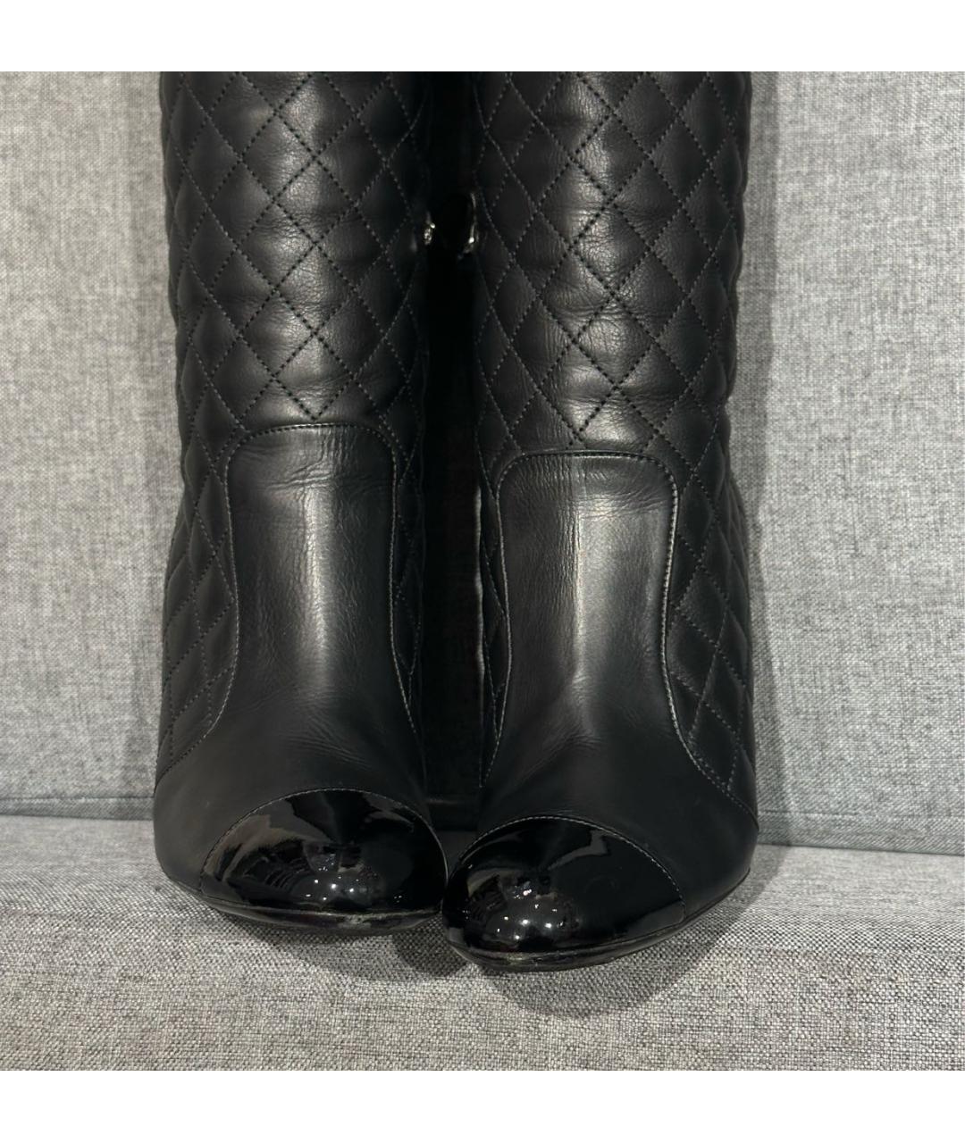 CHANEL Черные кожаные сапоги, фото 7