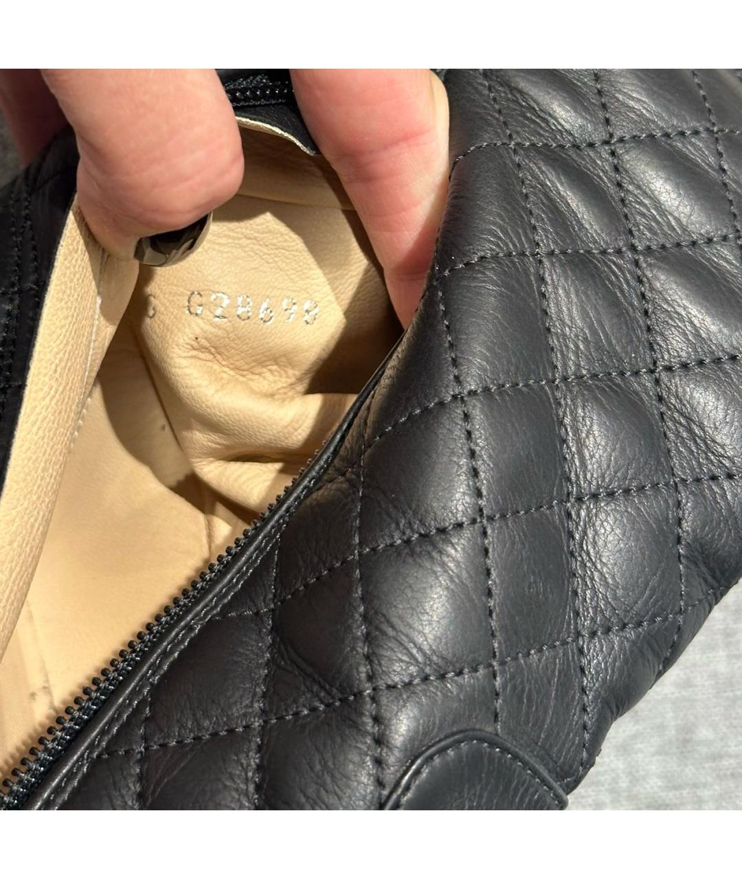 CHANEL Черные кожаные сапоги, фото 6