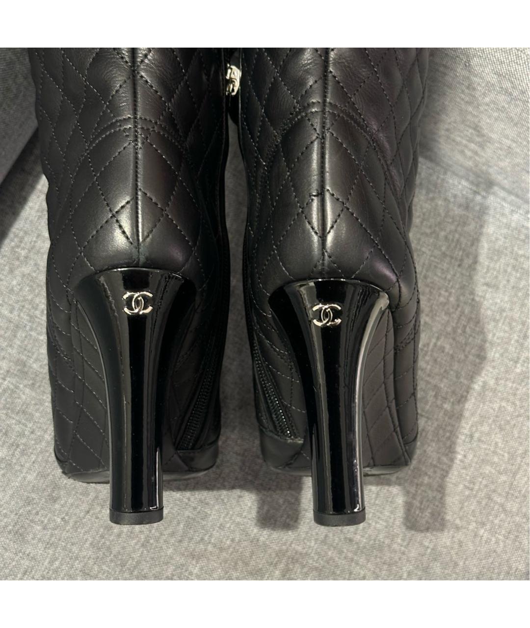 CHANEL Черные кожаные сапоги, фото 8