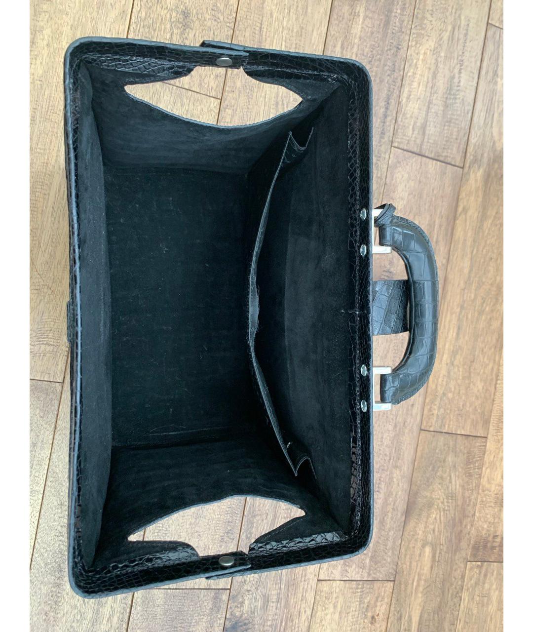 TRUSSARDI Черная сумка с короткими ручками из экзотической кожи, фото 4