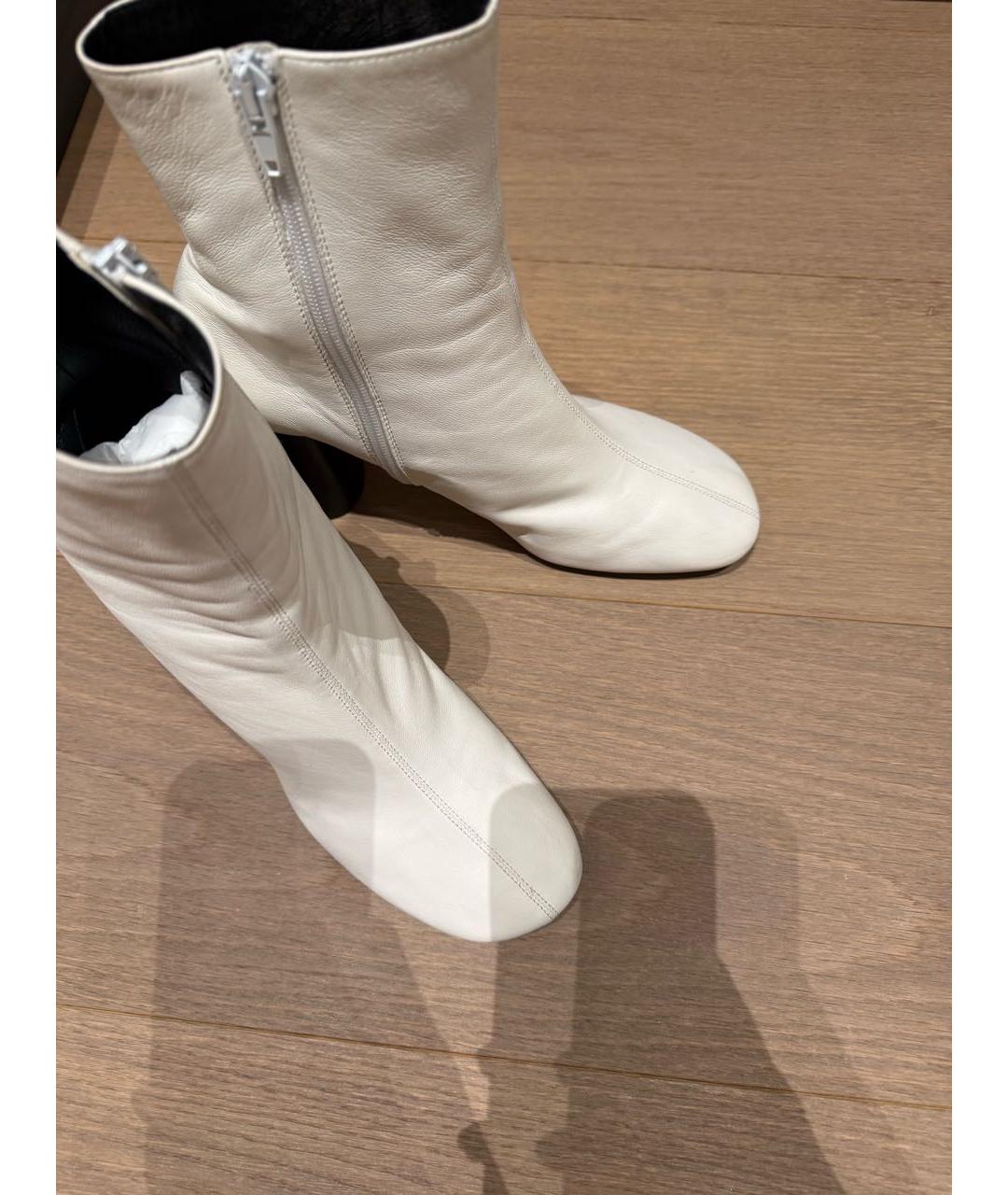 CELINE Белые кожаные ботильоны, фото 3