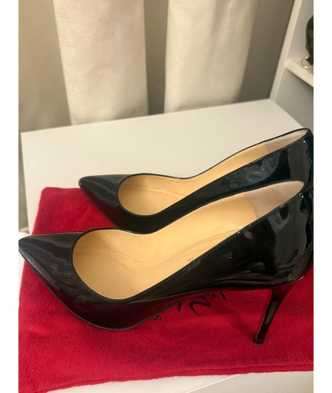 CHRISTIAN LOUBOUTIN Черные туфли из лакированной кожи, фото 5