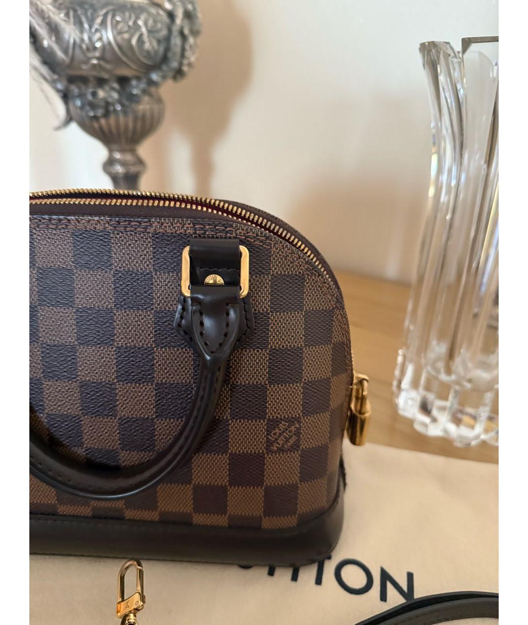 LOUIS VUITTON Коричневая сумка с короткими ручками, фото 5