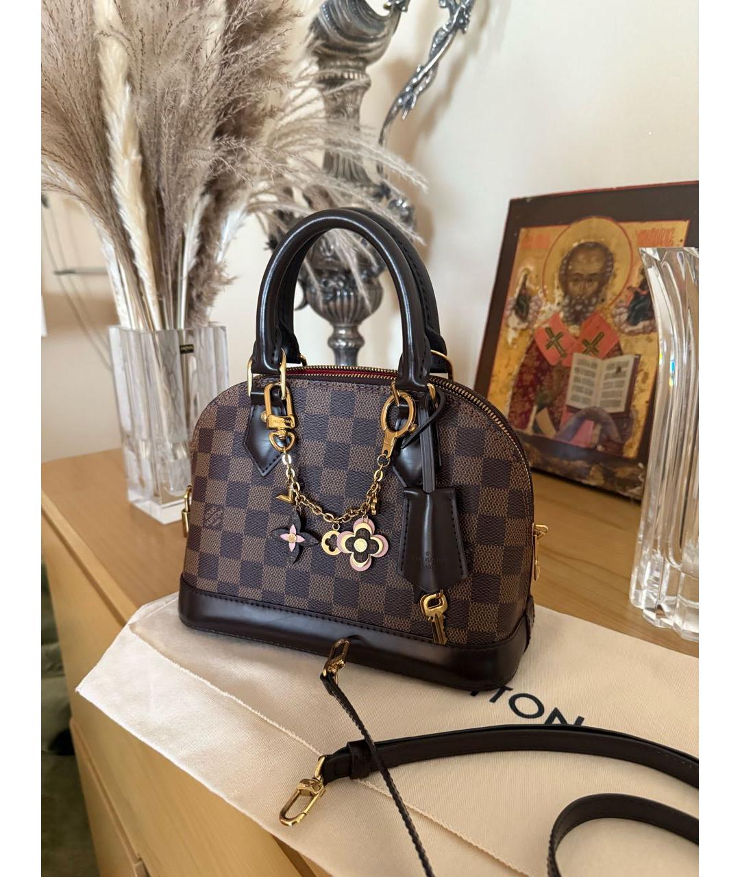 LOUIS VUITTON Коричневая сумка с короткими ручками, фото 8