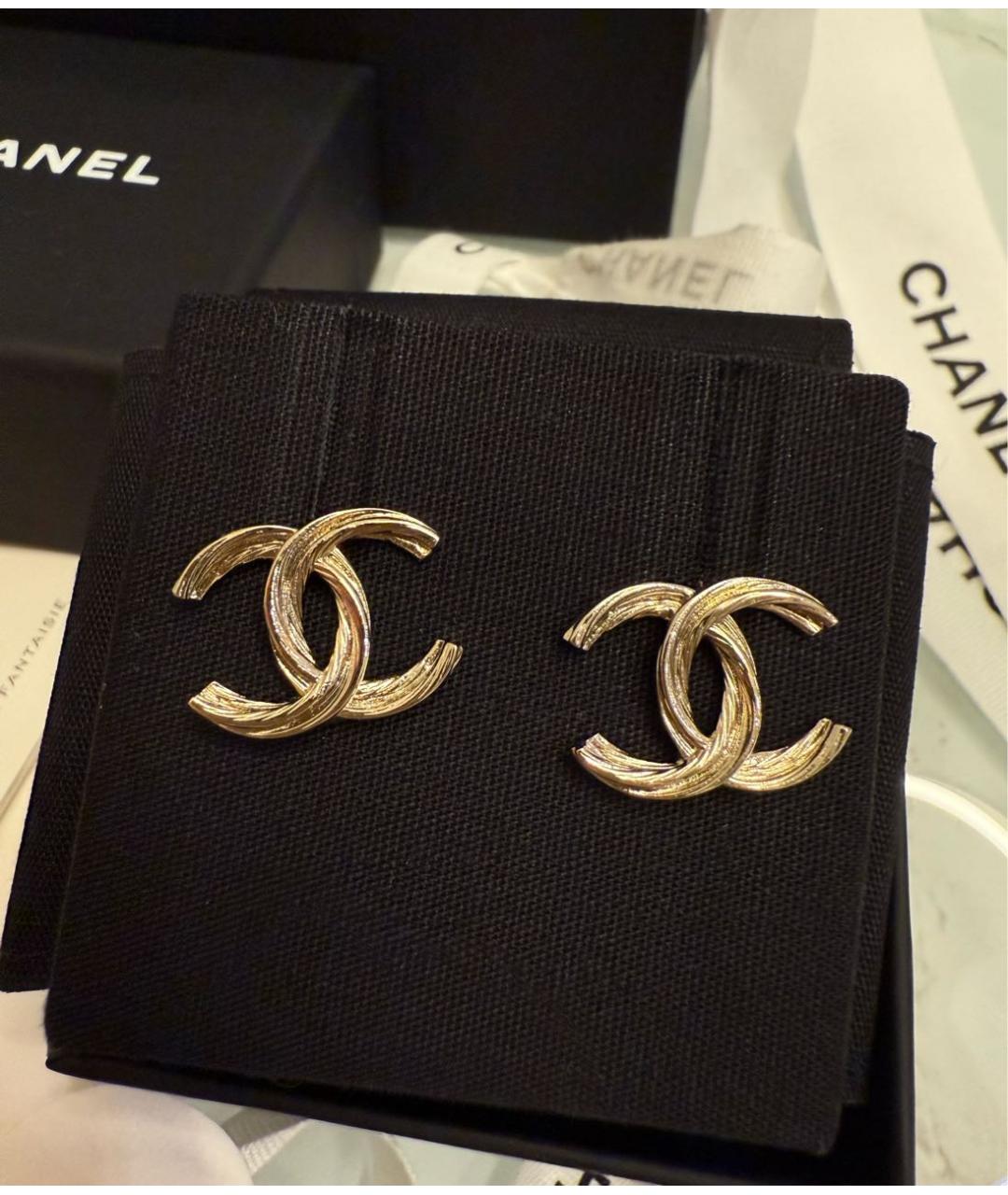 CHANEL Золотые металлические серьги, фото 3
