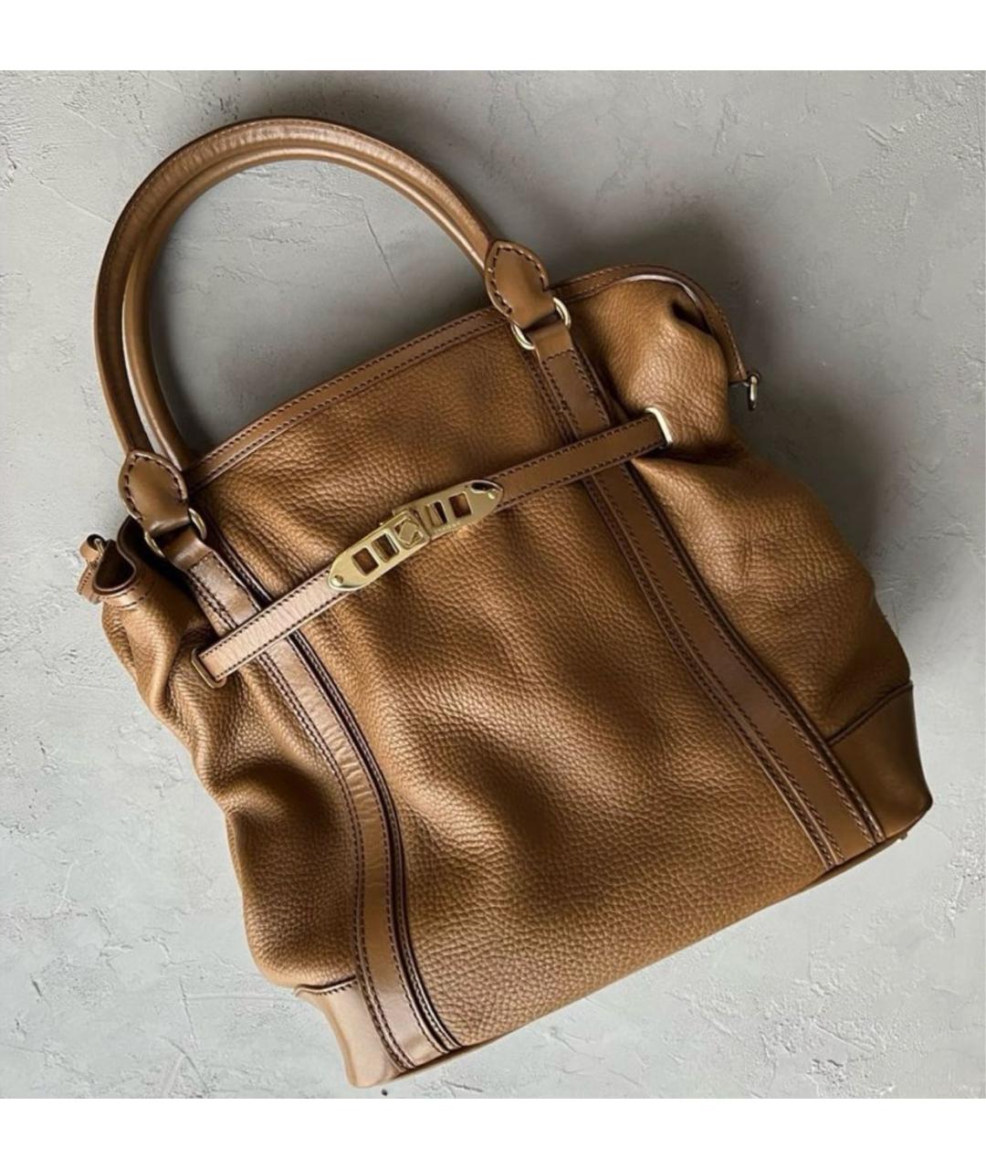 BURBERRY Коричневая кожаная сумка с короткими ручками, фото 2