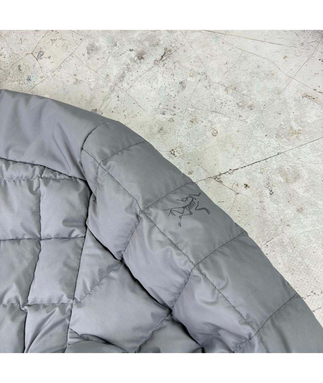 ARCTERYX Антрацитовый пуховик, фото 2