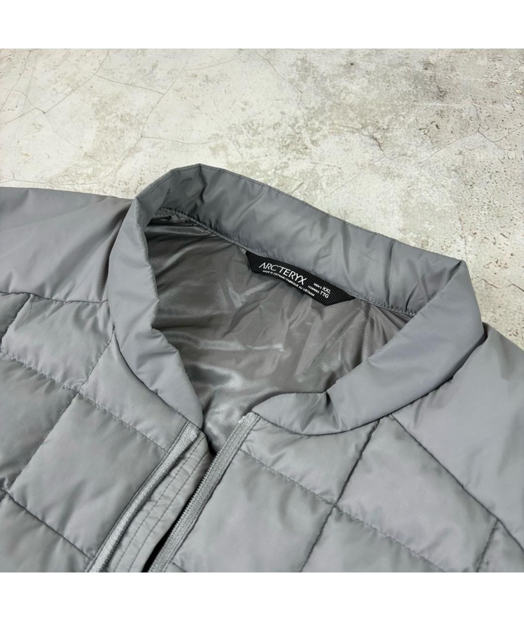 ARCTERYX Антрацитовый пуховик, фото 3