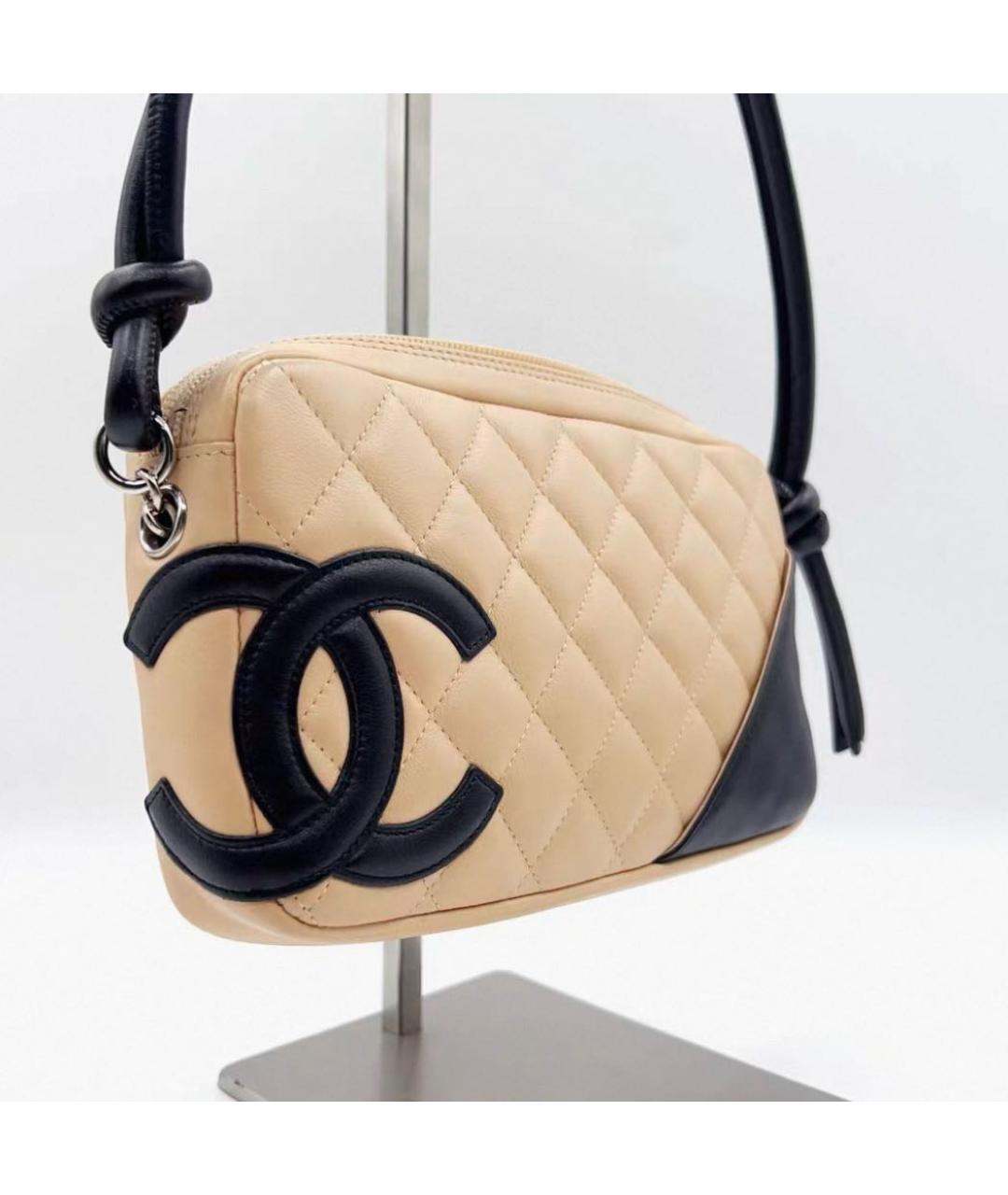 CHANEL Бежевая кожаная сумка через плечо, фото 4