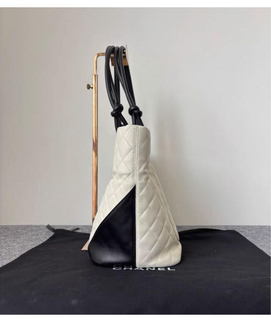 CHANEL Белая кожаная сумка тоут, фото 4
