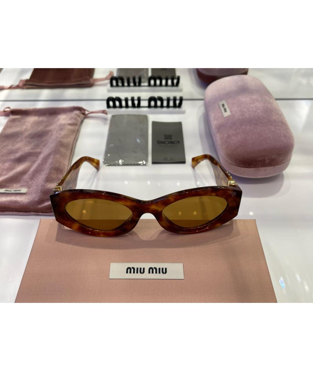 MIU MIU Коричневые пластиковые солнцезащитные очки, фото 8