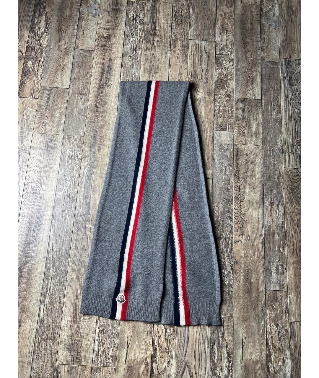 MONCLER Серый шерстяной шарф, фото 5