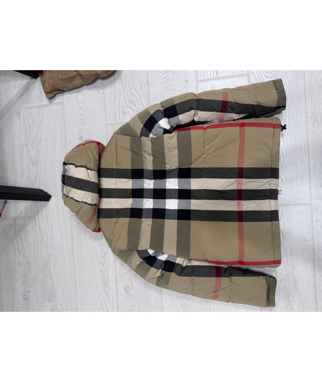 BURBERRY Бежевый полиэстеровый пуховик, фото 2