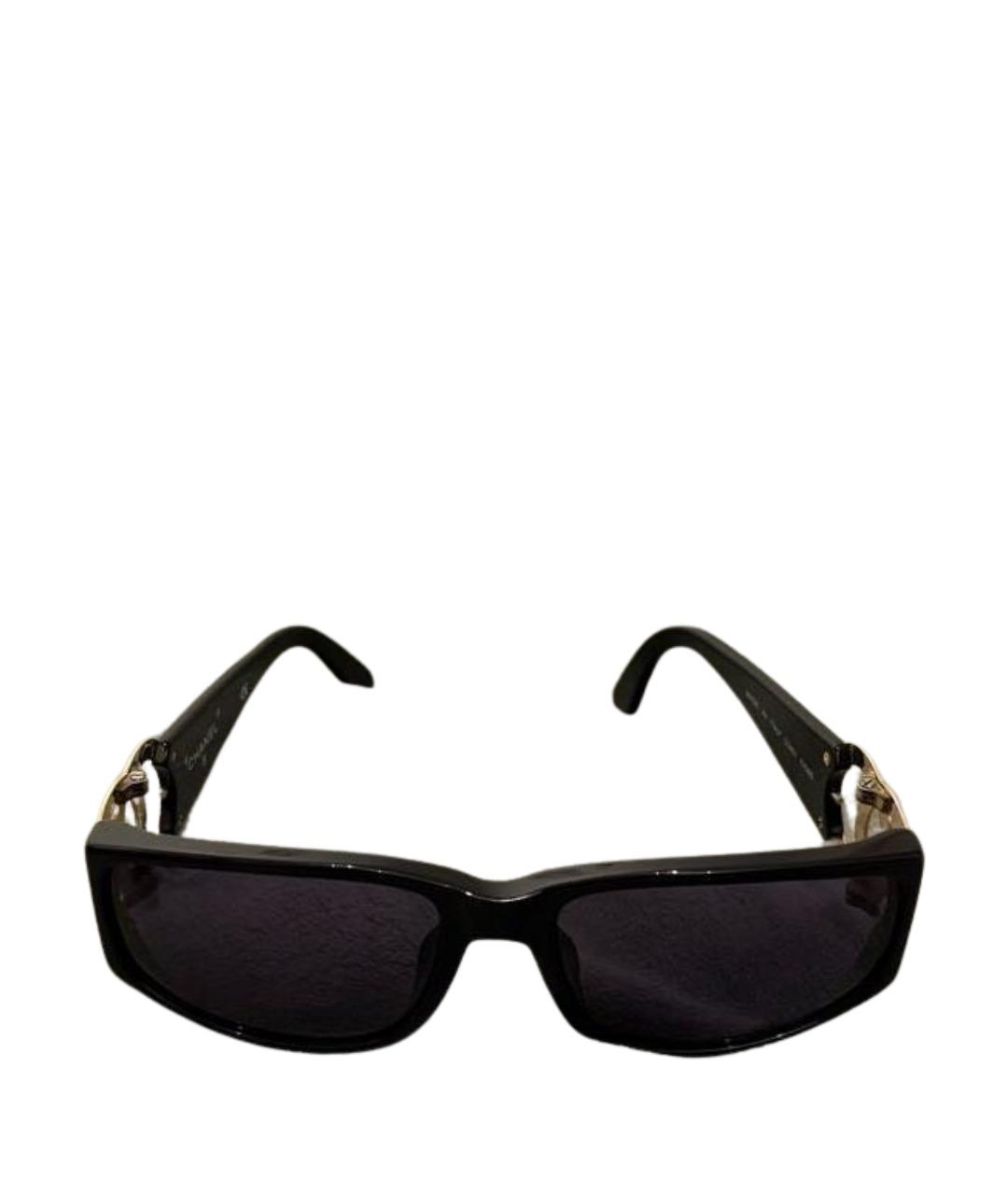 CHANEL Черные пластиковые солнцезащитные очки, фото 1