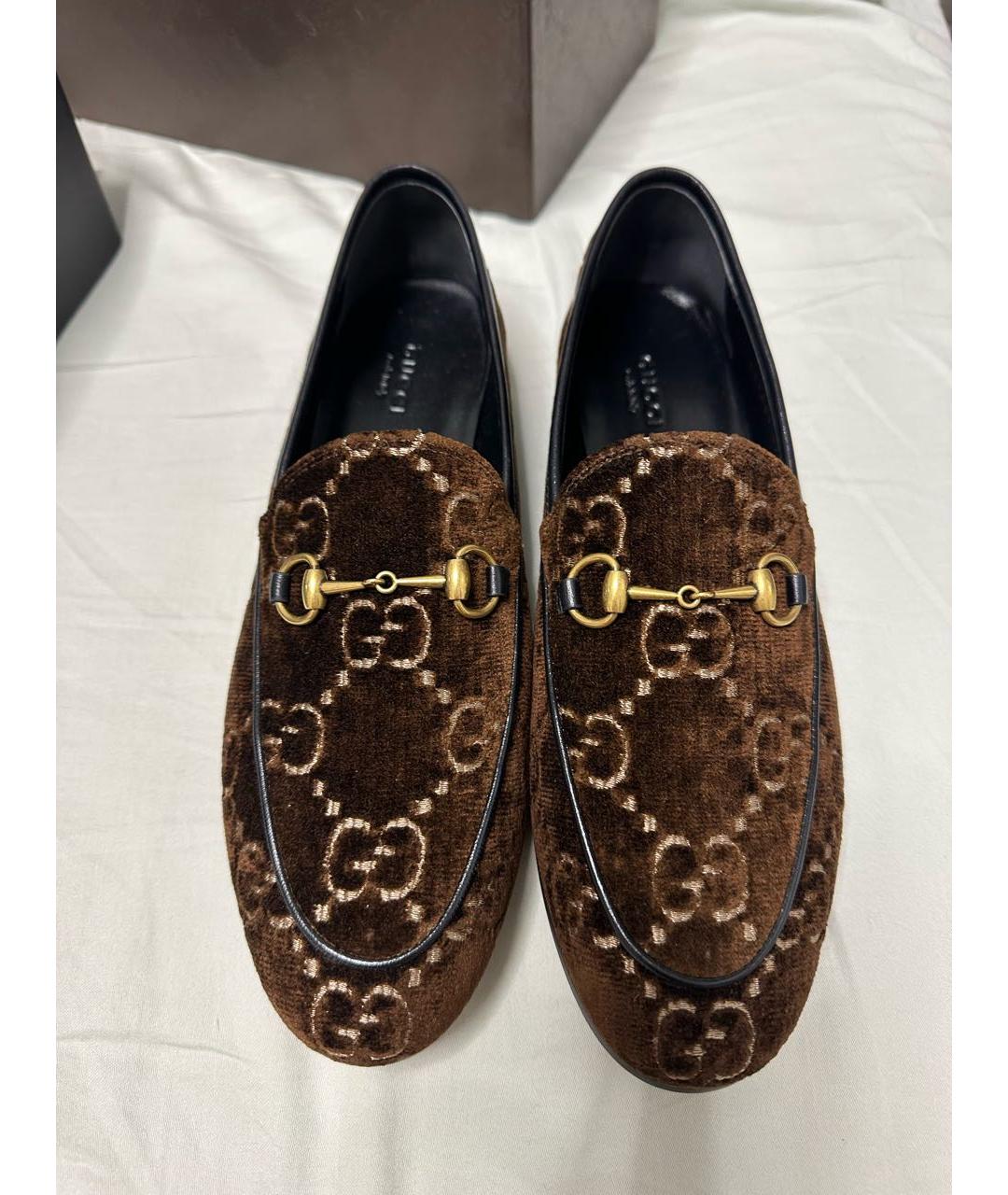GUCCI Коричневые бархатные лоферы, фото 2