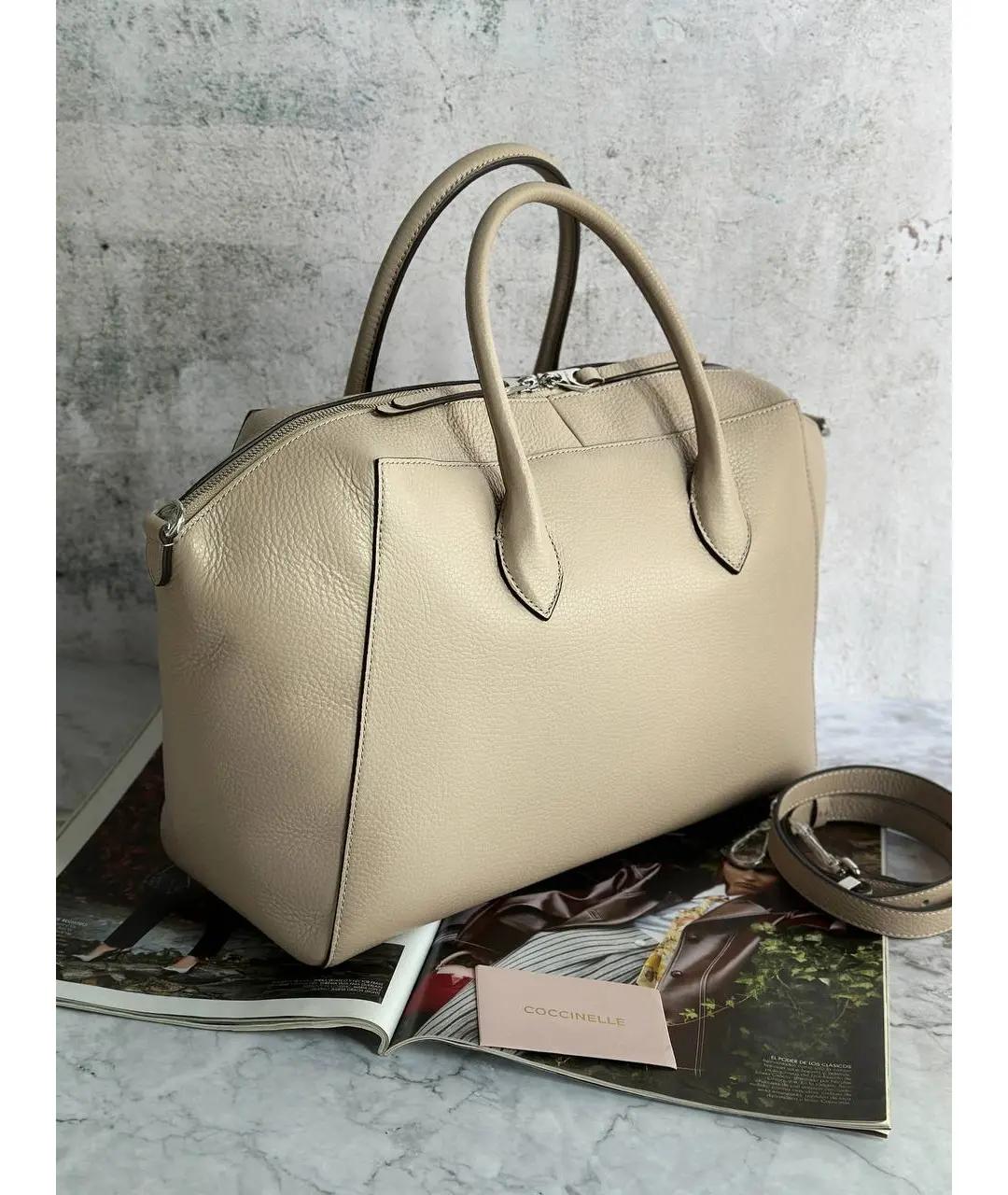COCCINELLE Бежевая кожаная сумка с короткими ручками, фото 6