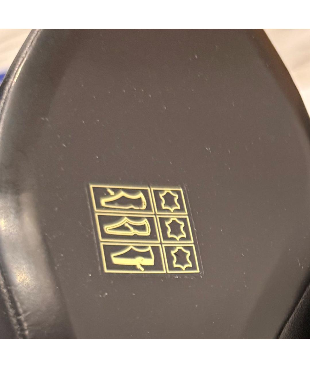 STUART WEITZMAN Черные замшевые ботильоны, фото 7