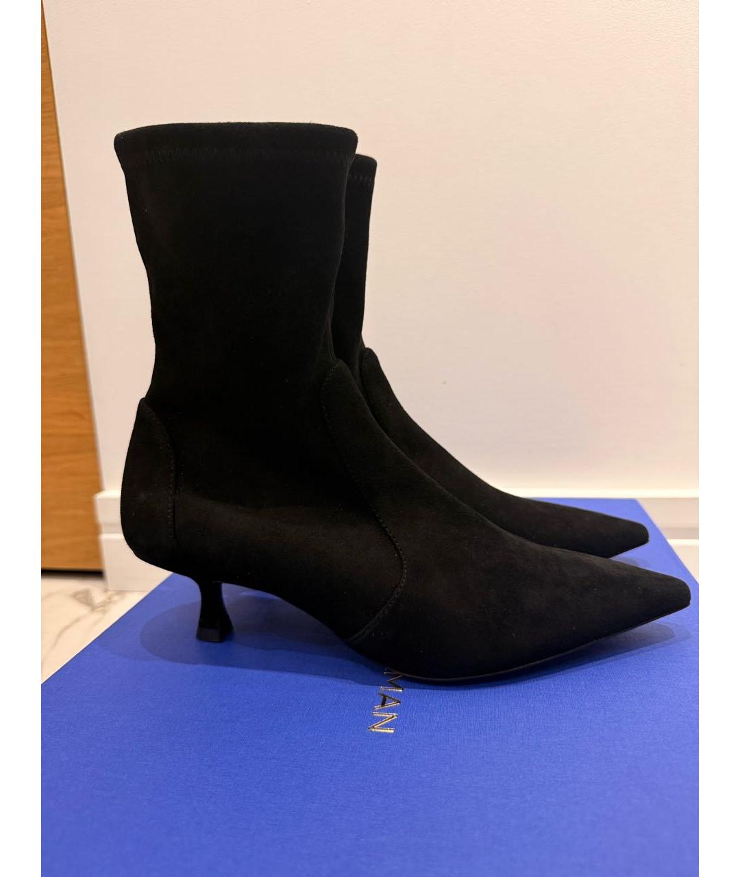 STUART WEITZMAN Черные замшевые ботильоны, фото 2