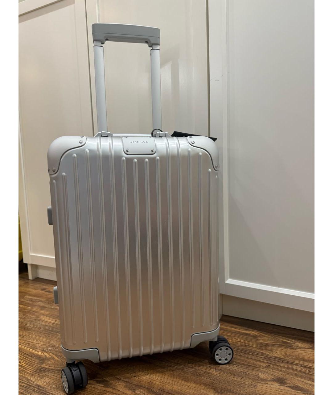 Rimowa Серебрянный чемодан, фото 7