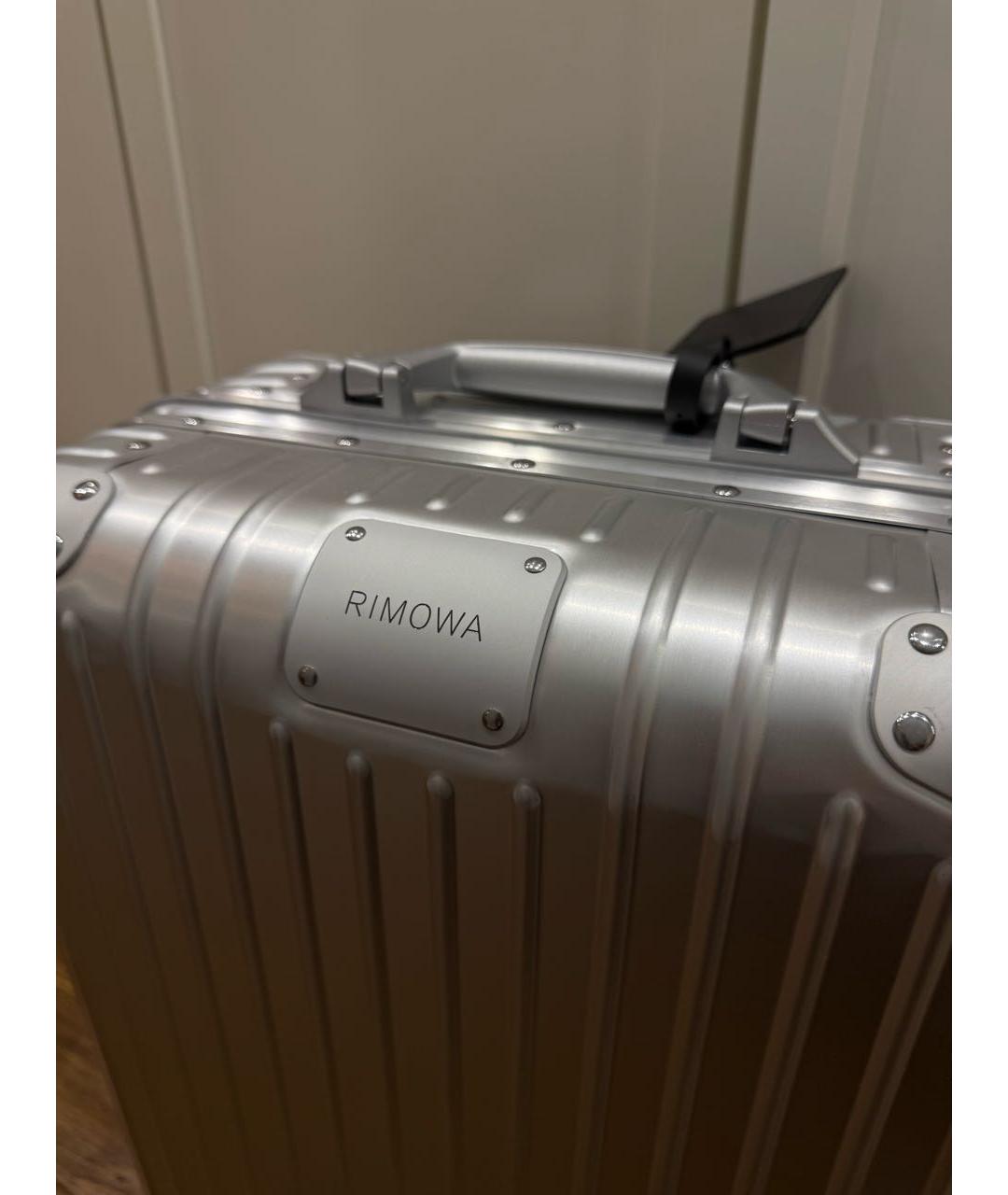 Rimowa Серебрянный чемодан, фото 5