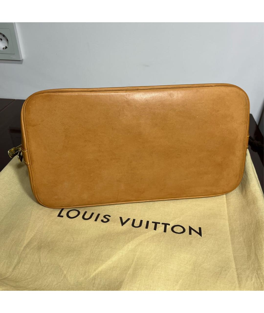 LOUIS VUITTON Коричневая кожаная сумка с короткими ручками, фото 5