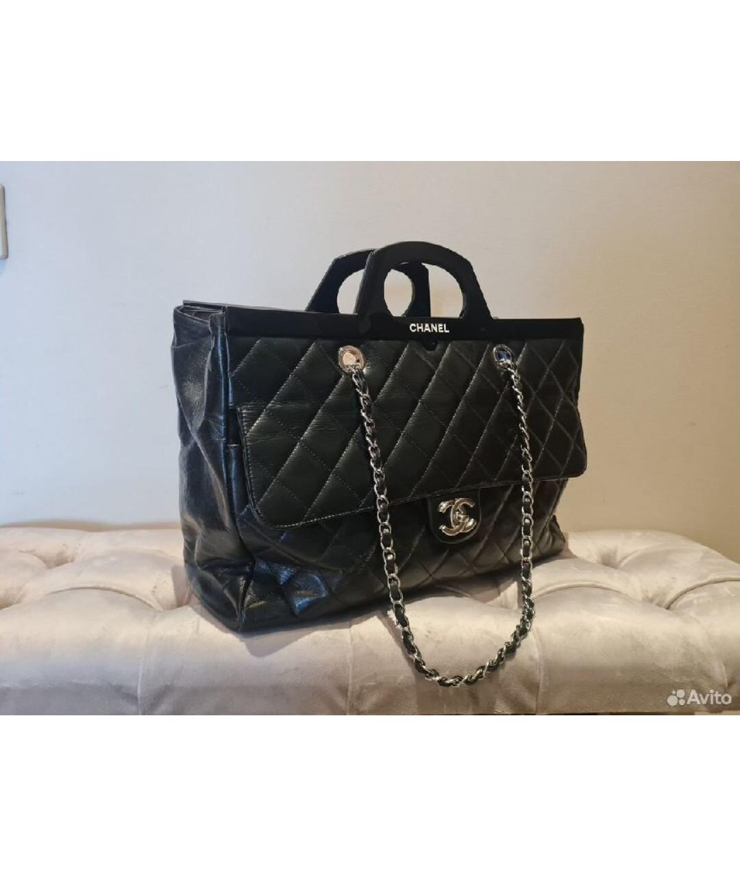 CHANEL Черная кожаная сумка с короткими ручками, фото 4