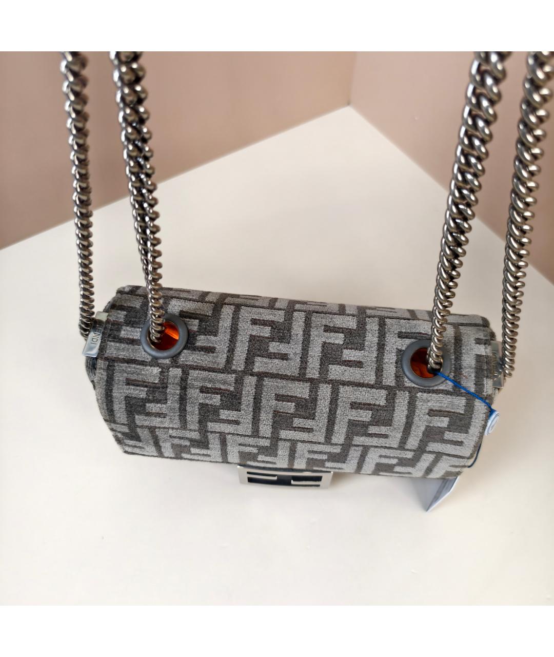 FENDI Серая сумка через плечо, фото 4