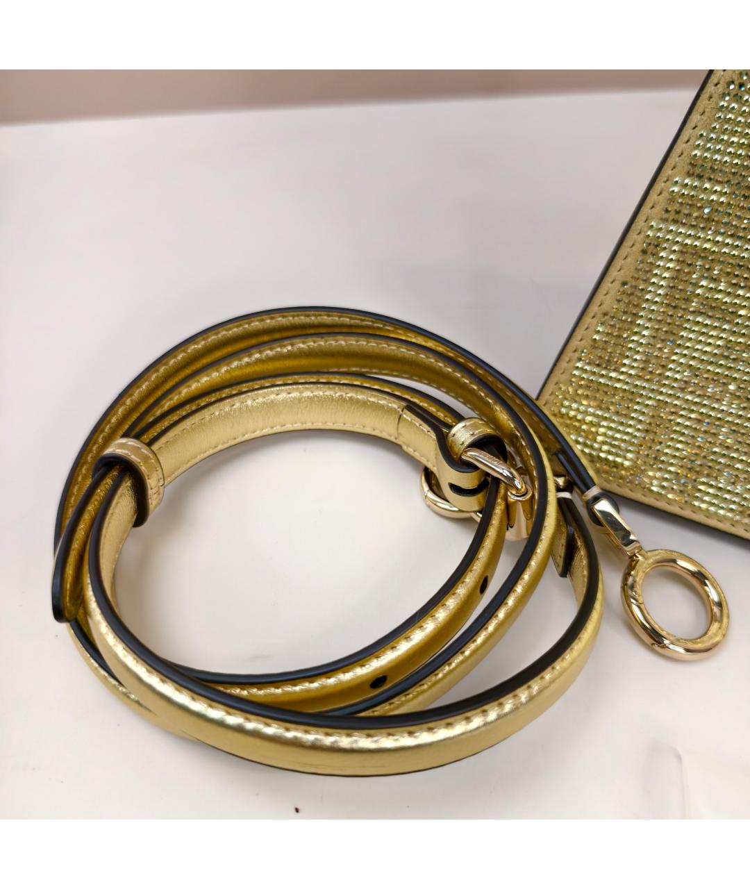 FENDI Золотая кожаная сумка с короткими ручками, фото 3