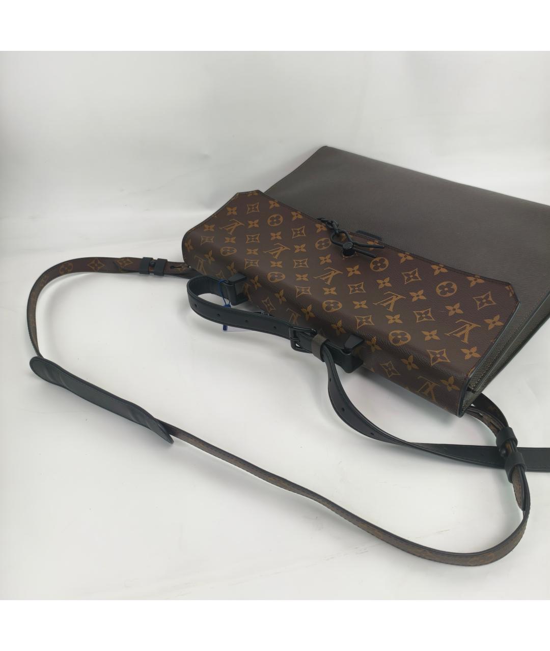 LOUIS VUITTON Серая сумка через плечо, фото 6