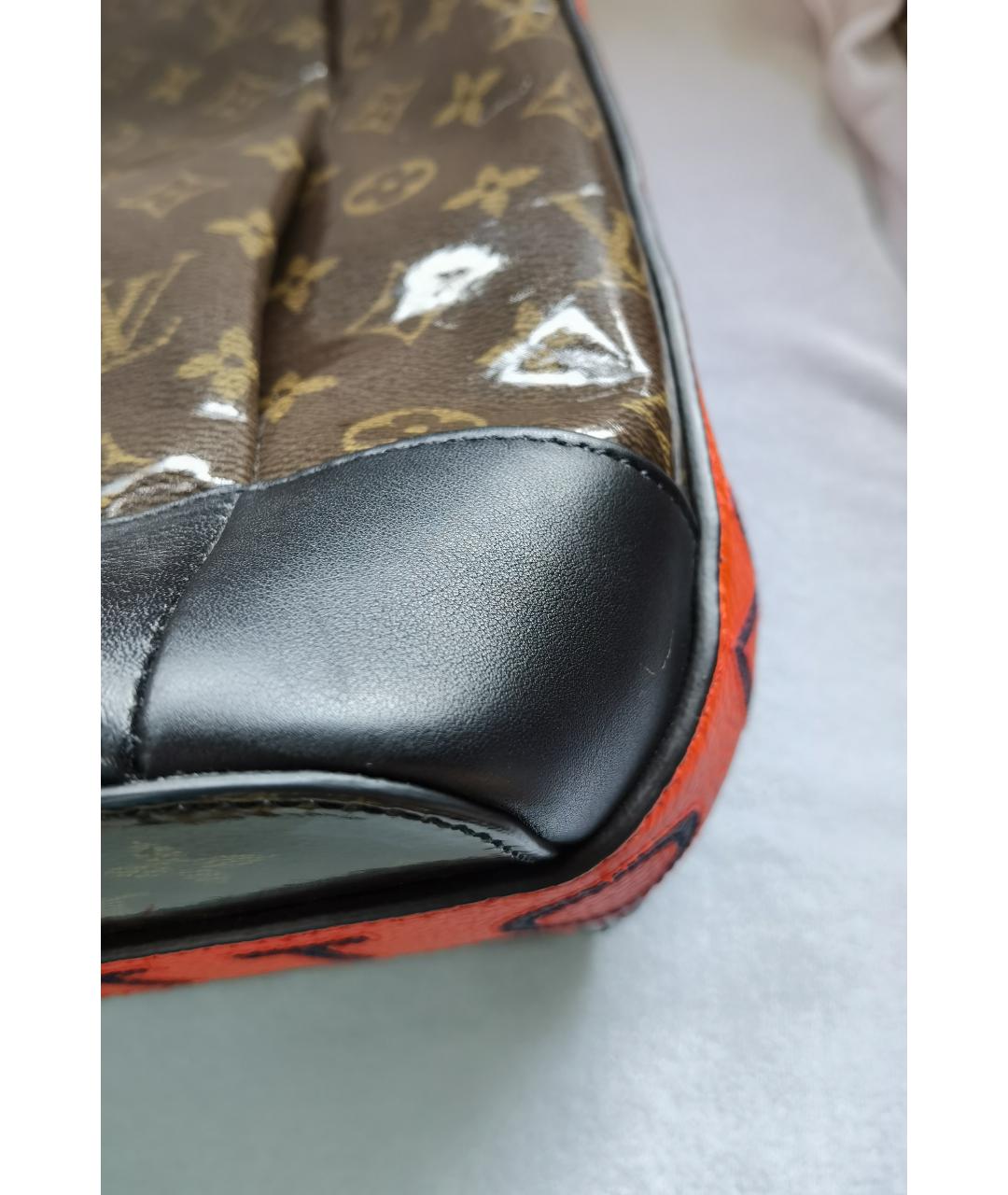 LOUIS VUITTON Коричневая сумка через плечо, фото 4