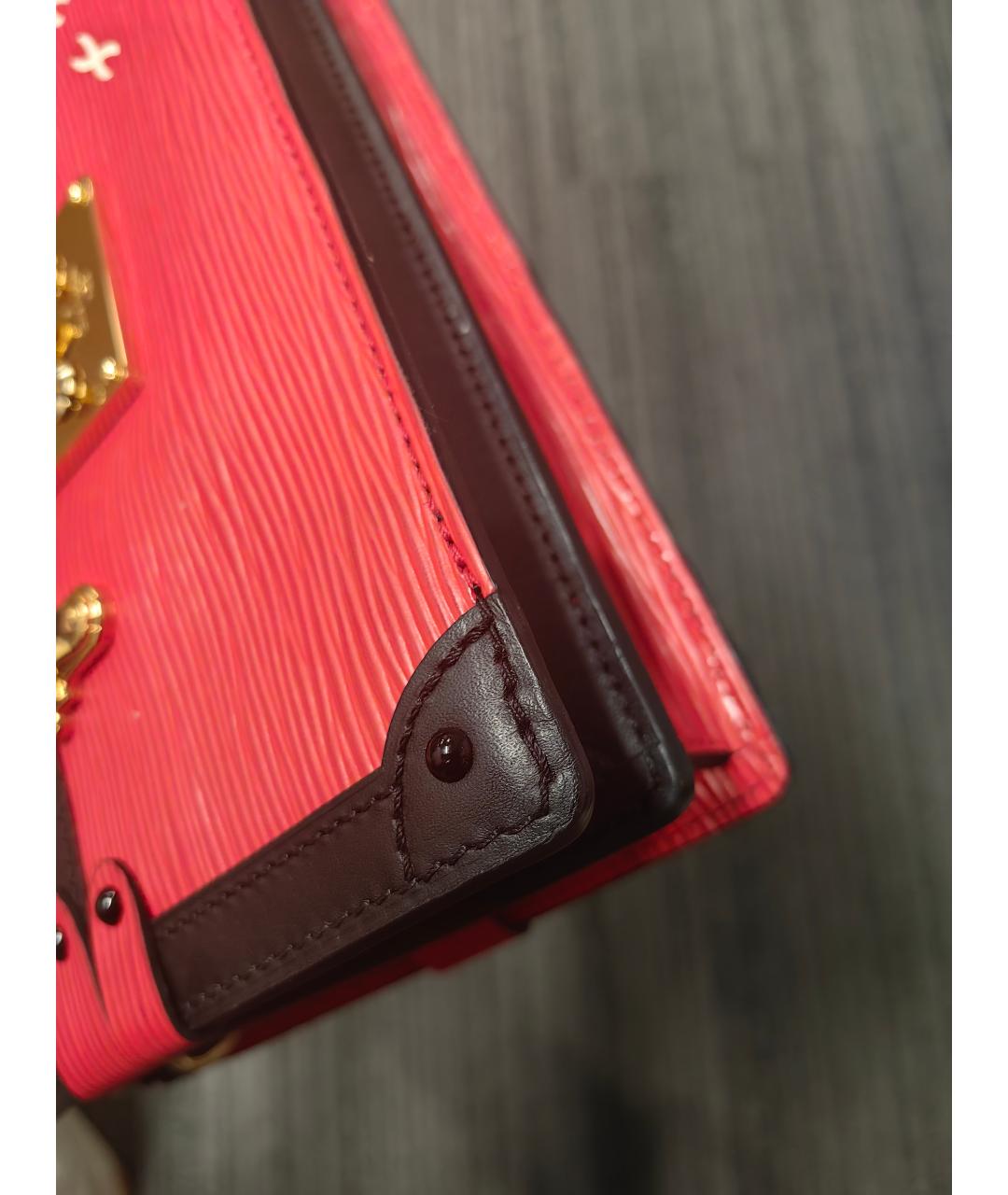 LOUIS VUITTON Красная кожаная сумка через плечо, фото 3