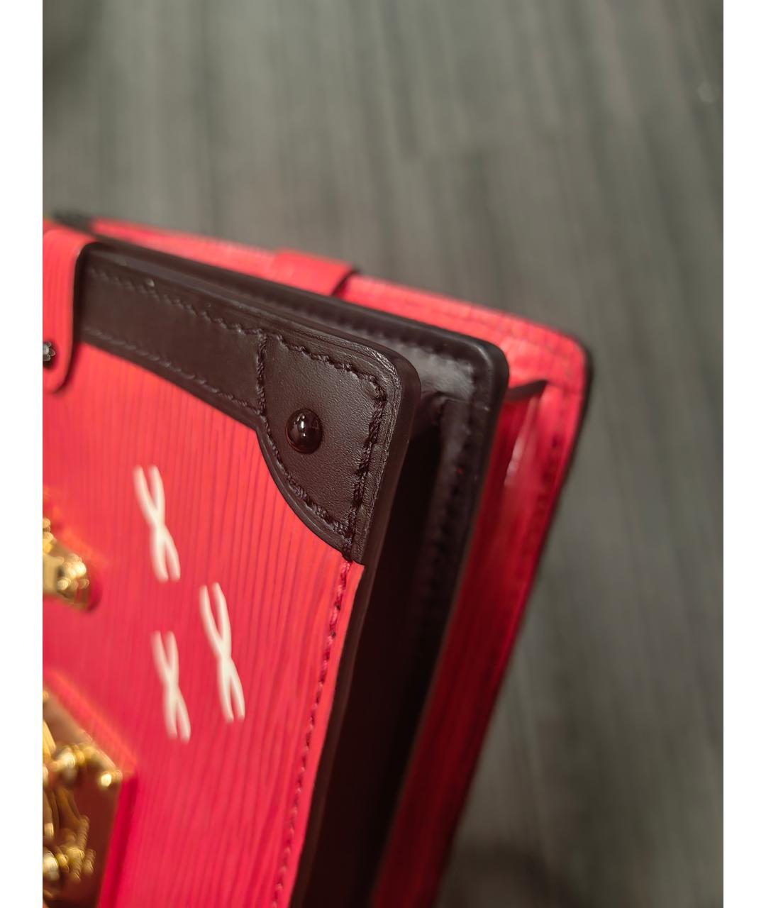 LOUIS VUITTON Красная кожаная сумка через плечо, фото 2