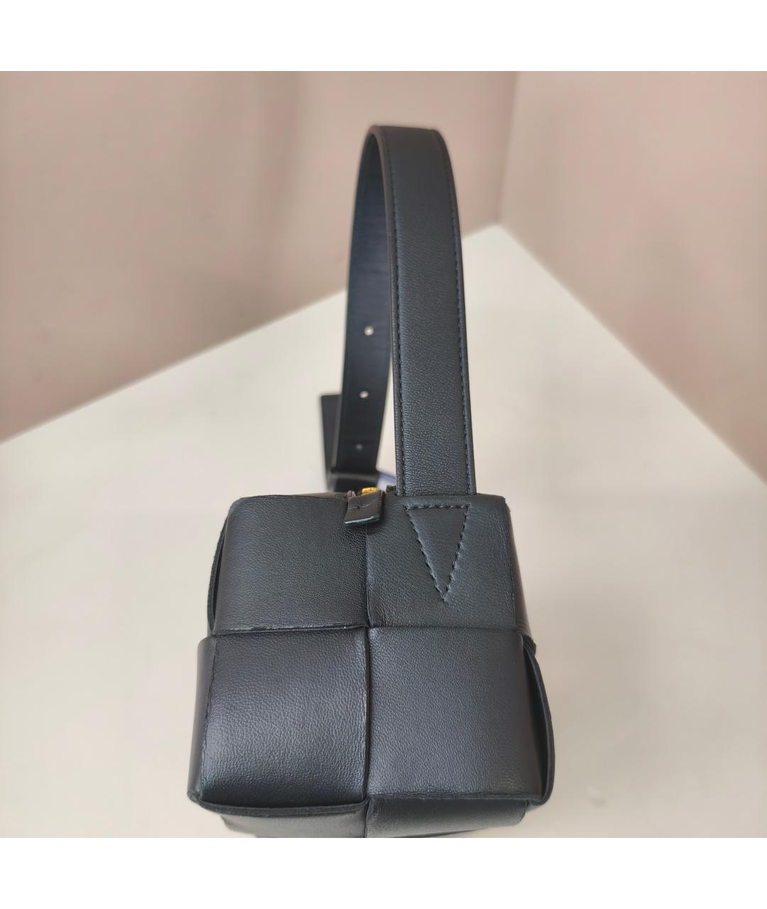 BOTTEGA VENETA Черная кожаная сумка через плечо, фото 3