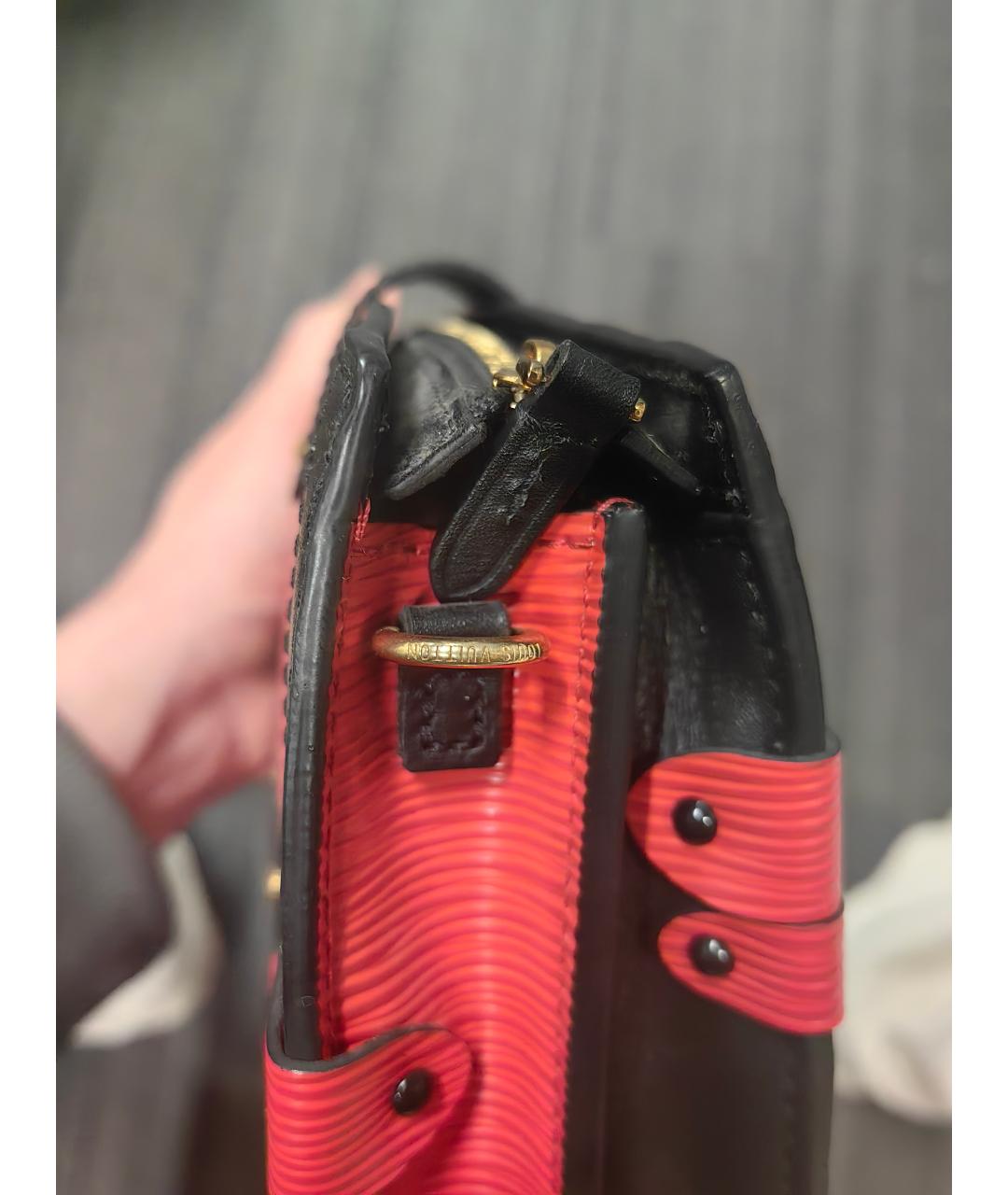 LOUIS VUITTON Черная дорожная/спортивная сумка, фото 3