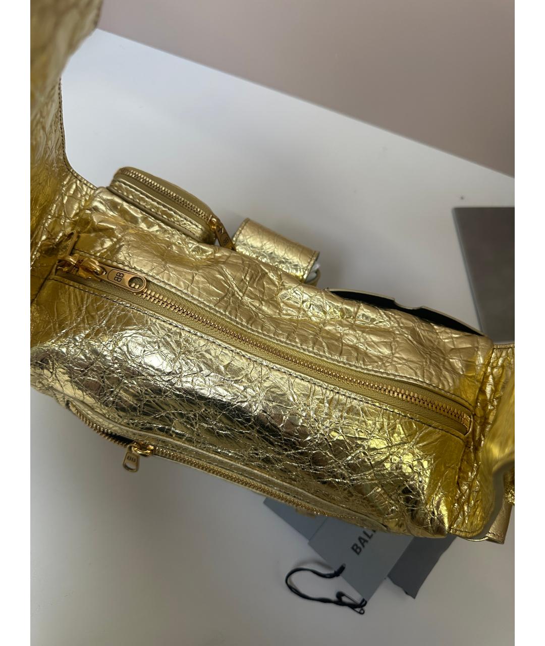 BALENCIAGA Золотая кожаная сумка через плечо, фото 7