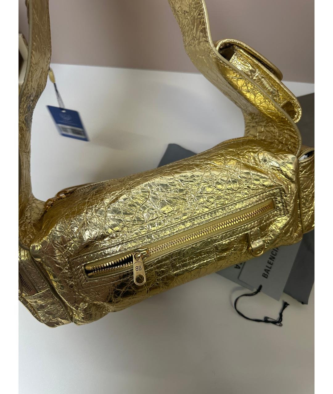 BALENCIAGA Золотая кожаная сумка через плечо, фото 4