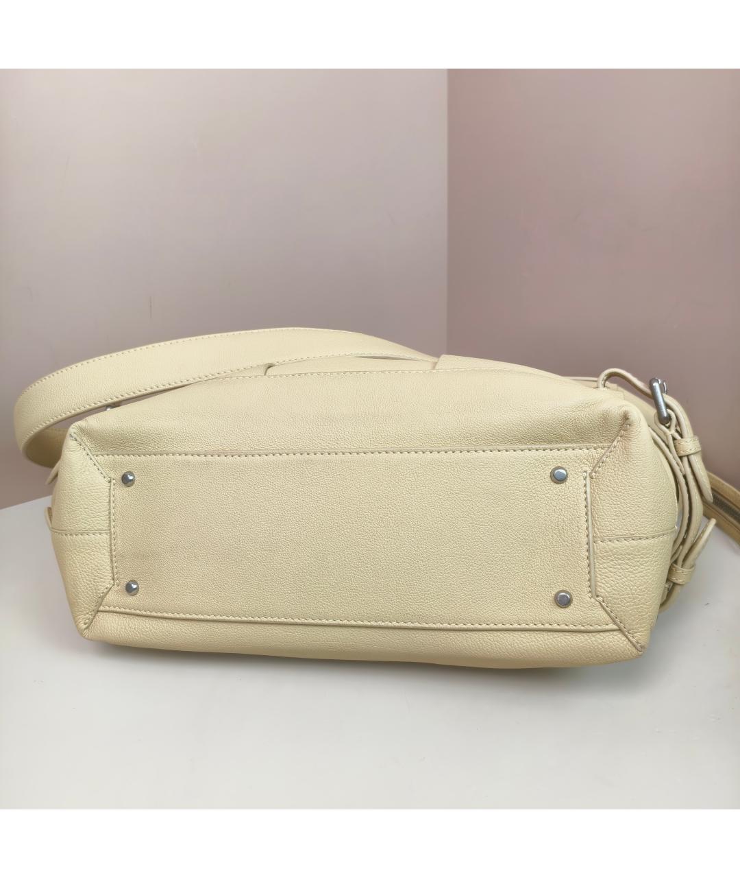 BOTTEGA VENETA Бежевая кожаная сумка с короткими ручками, фото 2