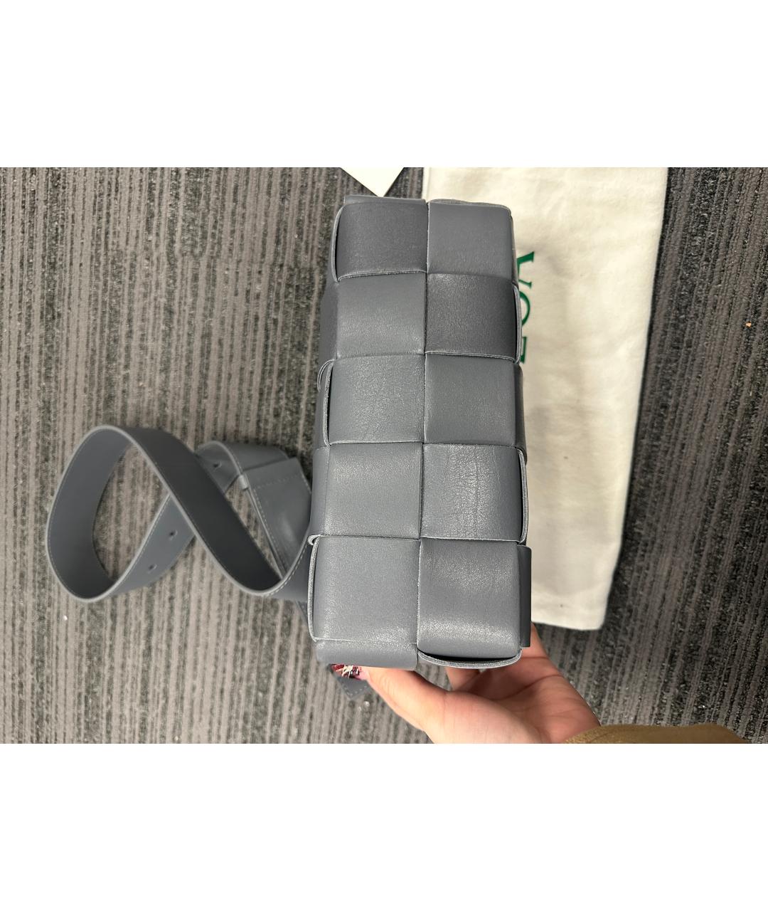 BOTTEGA VENETA Серая кожаная сумка через плечо, фото 7