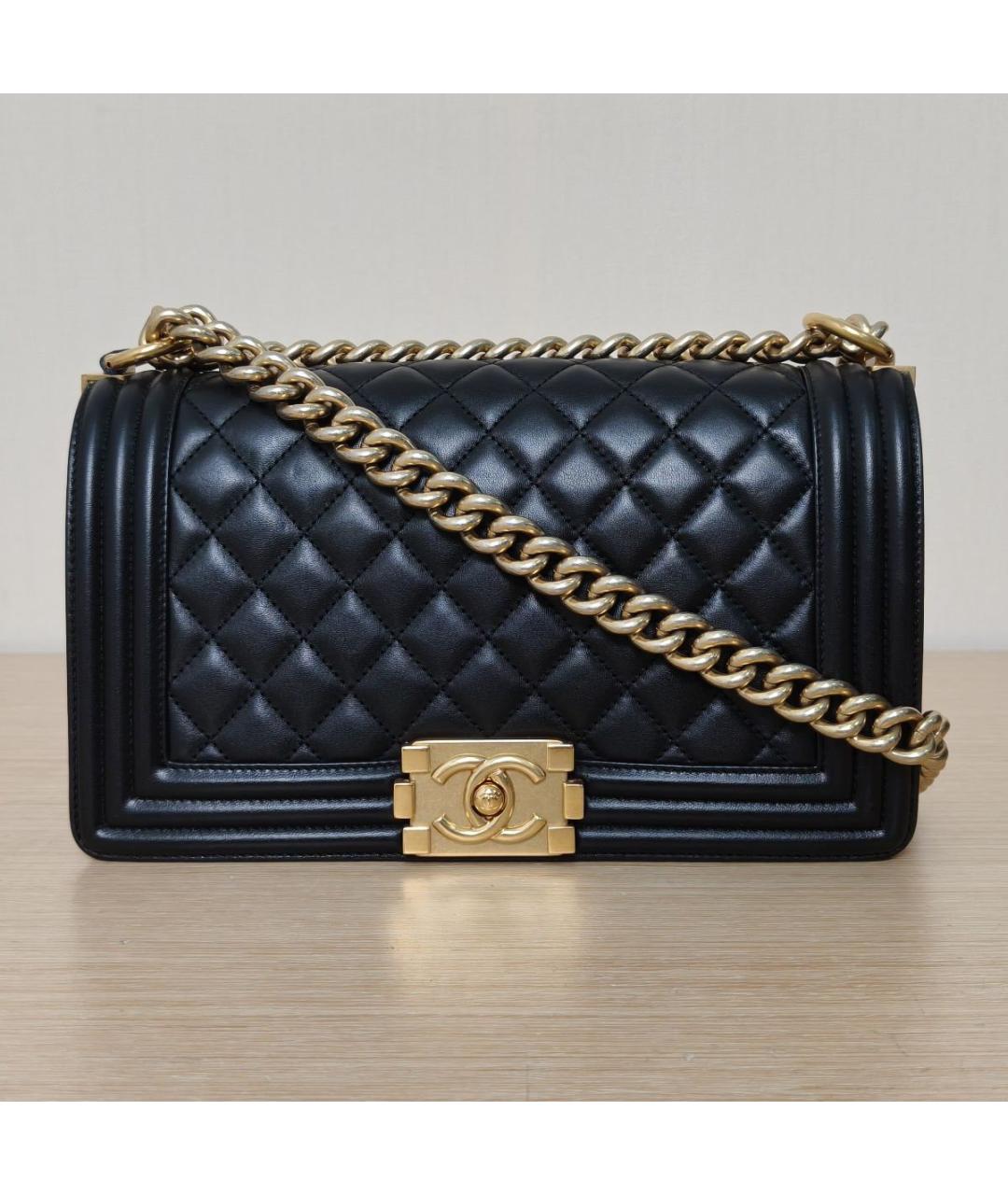 CHANEL Черная кожаная сумка через плечо, фото 2