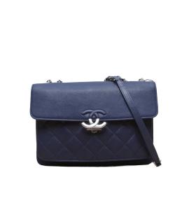 CHANEL Сумка через плечо