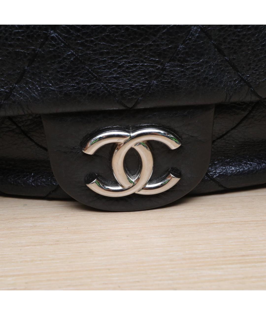 CHANEL Черная кожаная сумка через плечо, фото 7