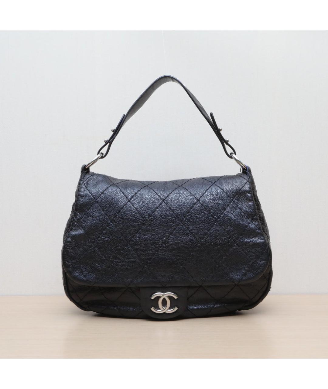 CHANEL Черная кожаная сумка через плечо, фото 3