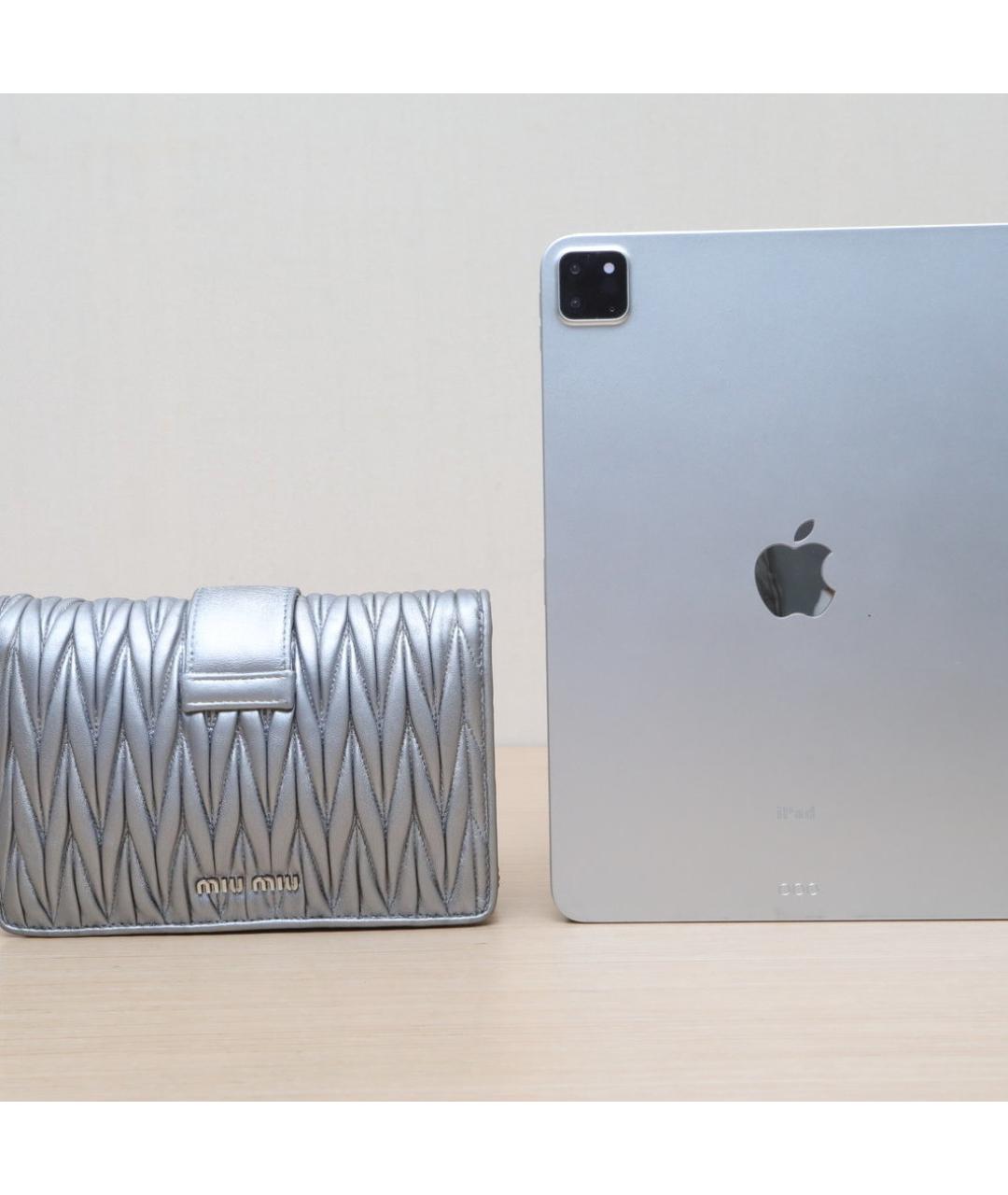 MIU MIU Серебряная кожаная сумка через плечо, фото 6