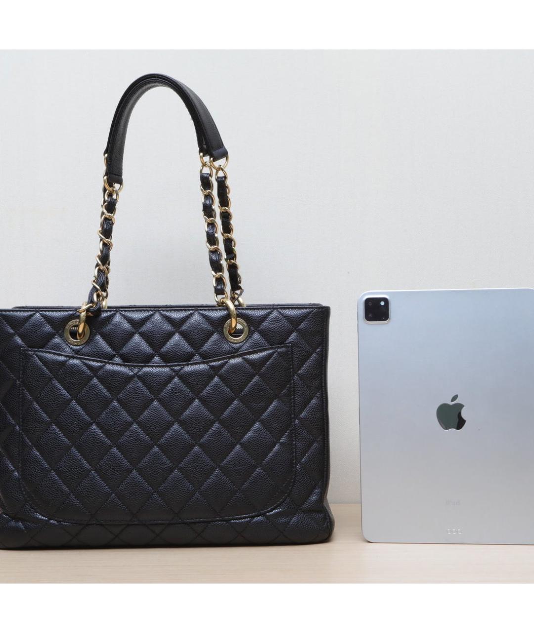 CHANEL Черная кожаная сумка через плечо, фото 6