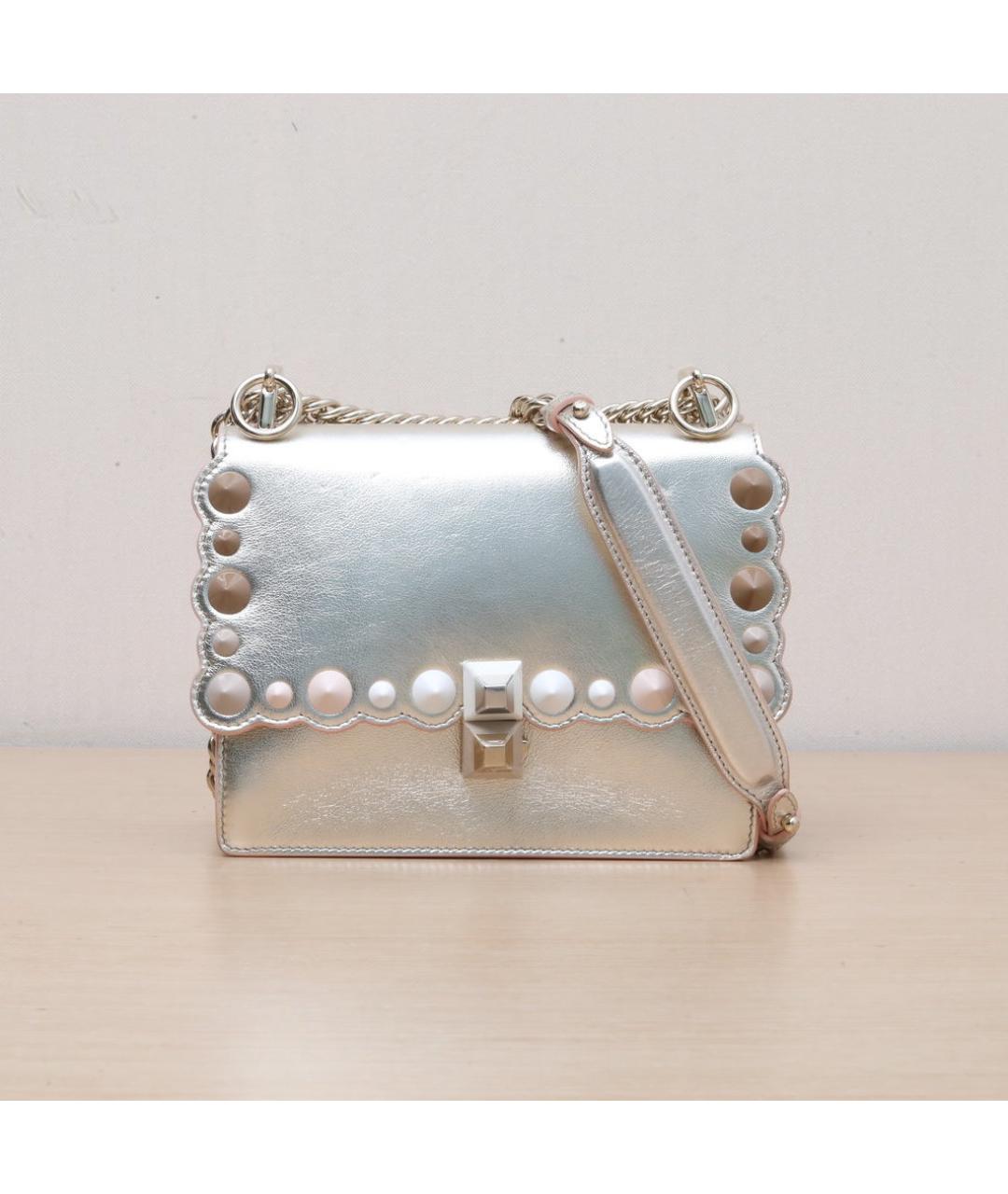 FENDI Серебряная кожаная сумка через плечо, фото 3